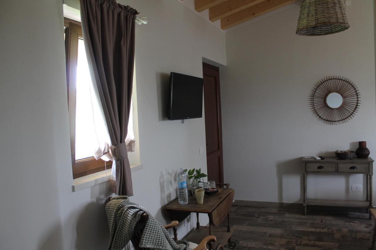 Agriturismo B&B Le Casette Sul Garda カヴァイオーン・ヴェロネーゼ エクステリア 写真